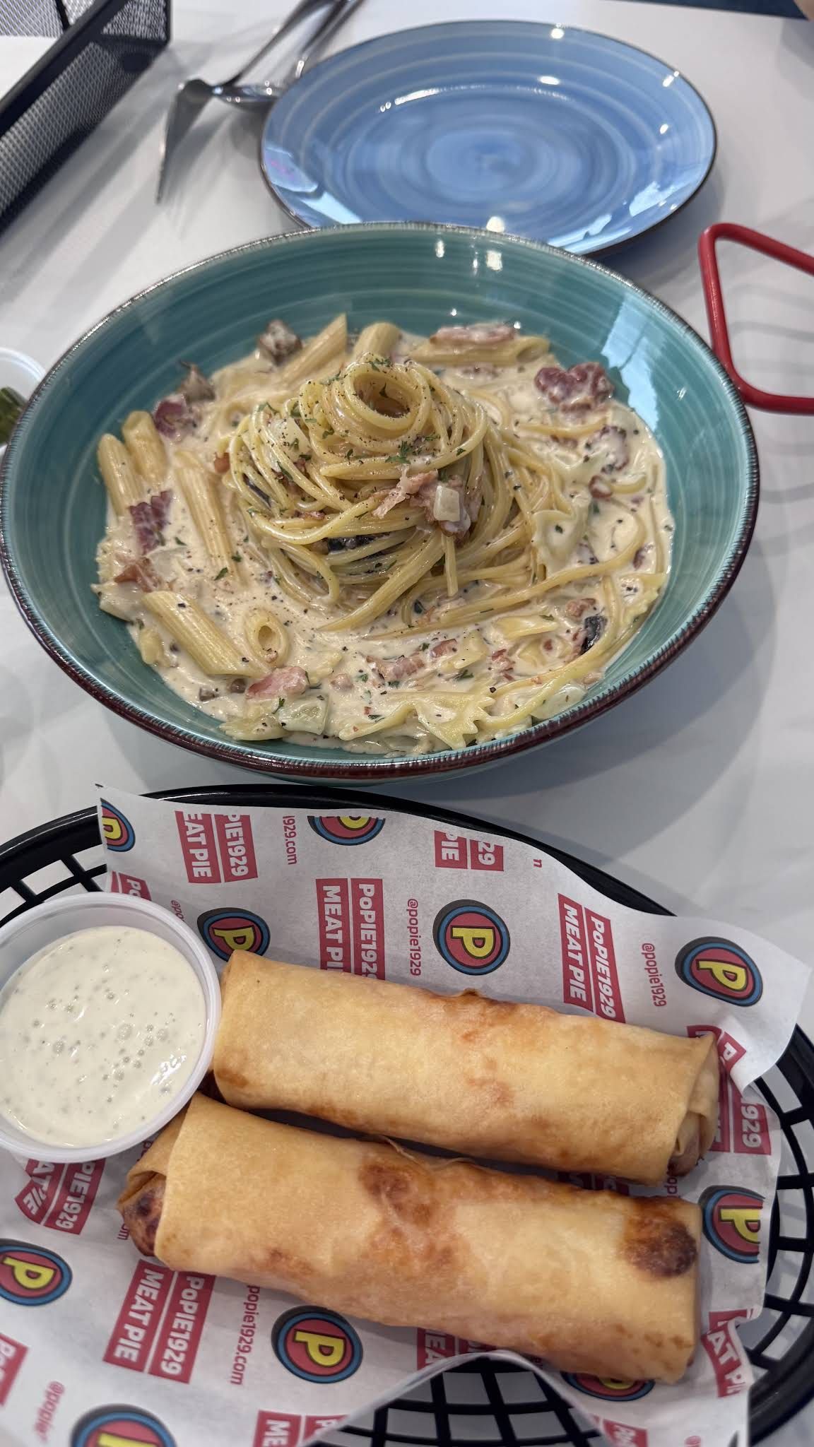 PoPIE1929 - Meat Pie l Pasta l Risotto l Salad l Cafe gallery photo